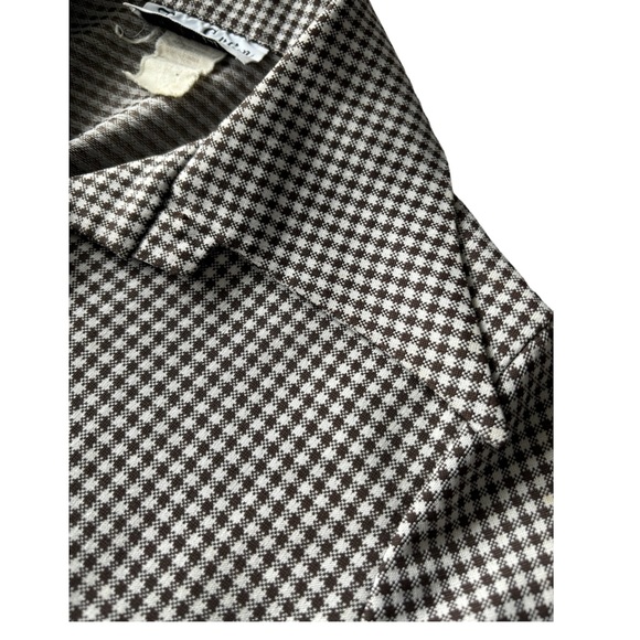 70’s brown gingham button down 
Size. Xs
Shoulders: 15’
Bust: 17’ - Picture 2 of 6
